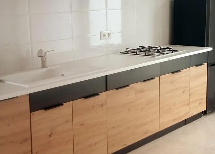 O Cabanel * فينيستيري